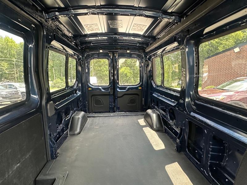 Ford Transit 350 Van Low Roof w/Sliding Pass. 130-in. WB 2021