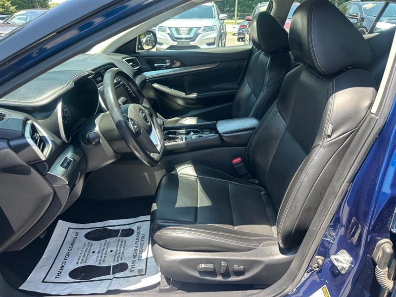 Nissan Maxima 3.5 SV 2021