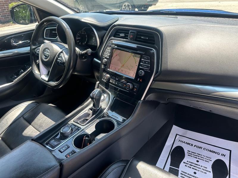 Nissan Maxima 3.5 SV 2021