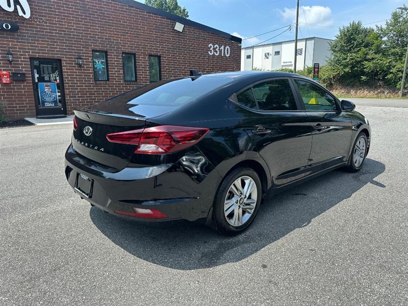 Hyundai Elantra Limited 2019