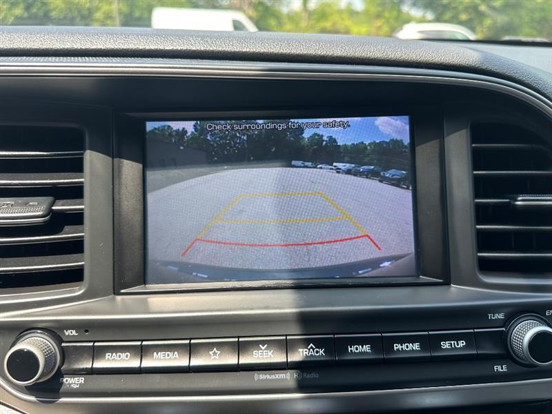 Hyundai Elantra Limited 2019