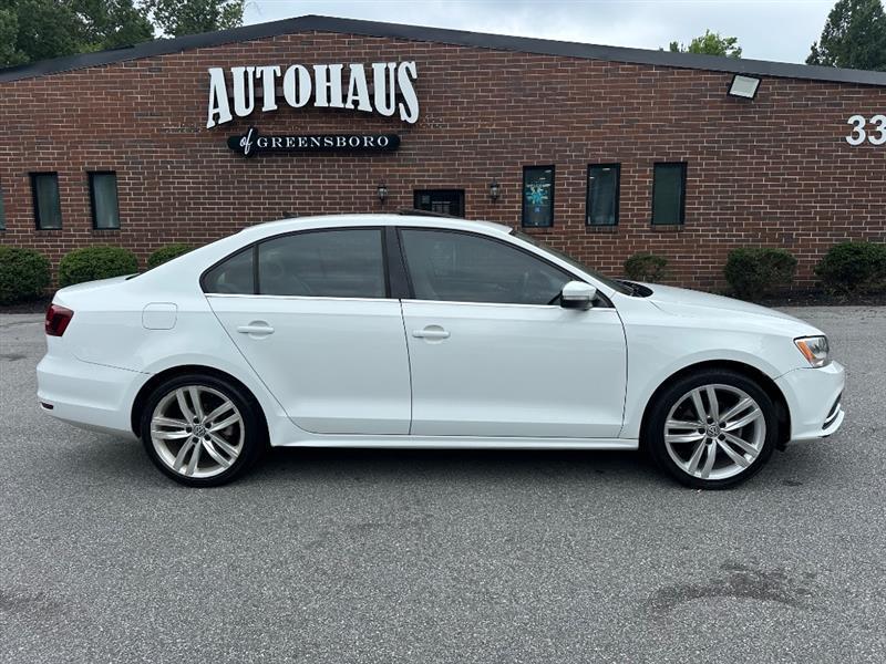 Volkswagen Jetta SE 6A 2016