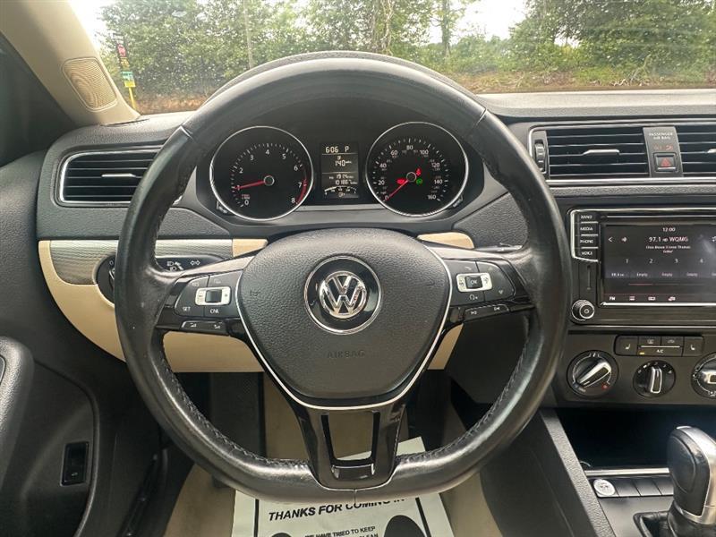 Volkswagen Jetta SE 6A 2016