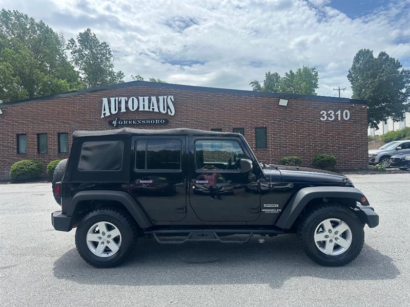 Jeep Wrangler Unlimited Sport 4WD 2017