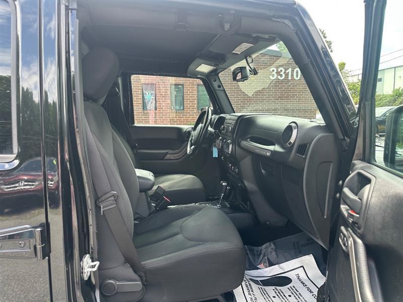 Jeep Wrangler Unlimited Sport 4WD 2017