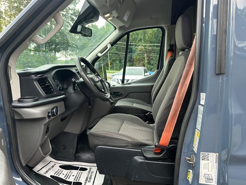 Ford Transit 250 Van High Roof w/Sliding Pass. 148-in. WB EL 2021