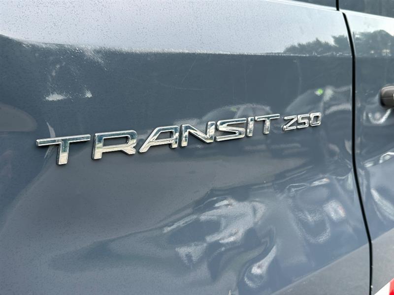 Ford Transit 250 Van High Roof w/Sliding Pass. 148-in. WB EL 2021