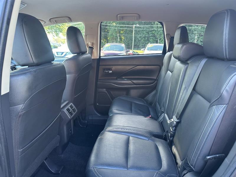 Mitsubishi Outlander SEL AWD 2020