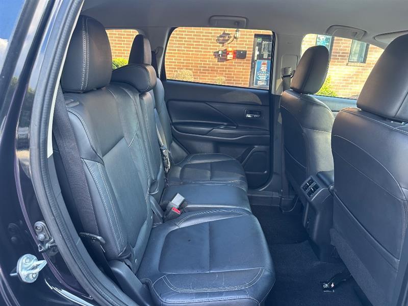 Mitsubishi Outlander SEL AWD 2020