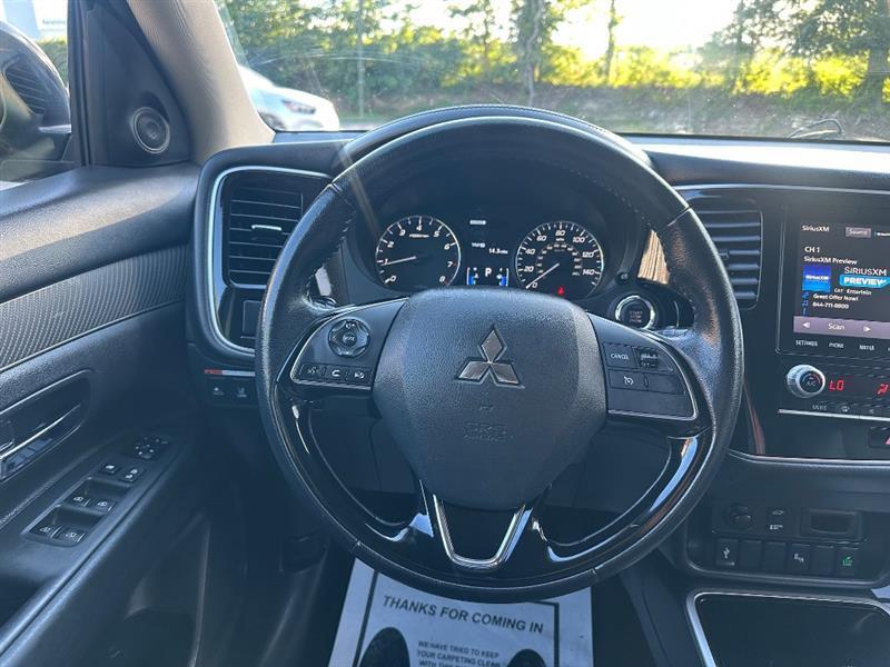 Mitsubishi Outlander SEL AWD 2020