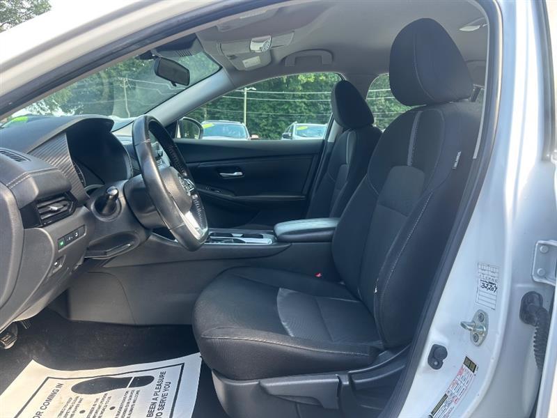 Nissan Sentra SV 2022