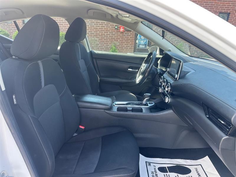 Nissan Sentra SV 2022
