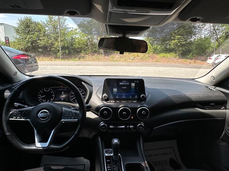 Nissan Sentra SV 2022