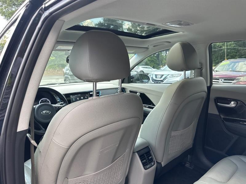 Kia Niro Touring 2017