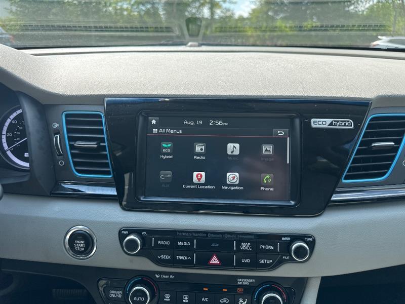 Kia Niro Touring 2017