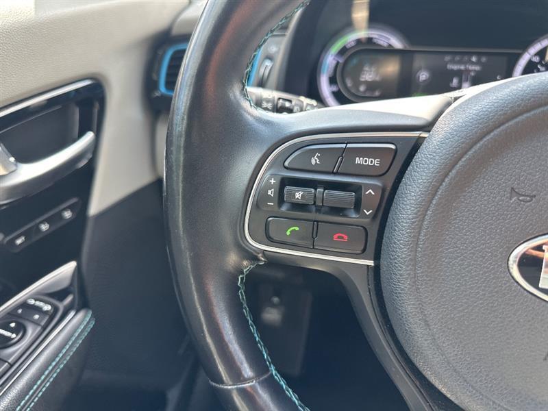 Kia Niro Touring 2017