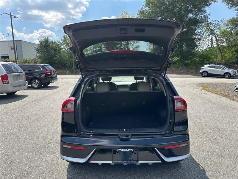 Kia Niro Touring 2017