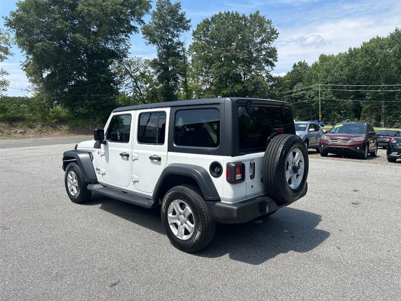 Jeep Wrangler Unlimited Sport 2018