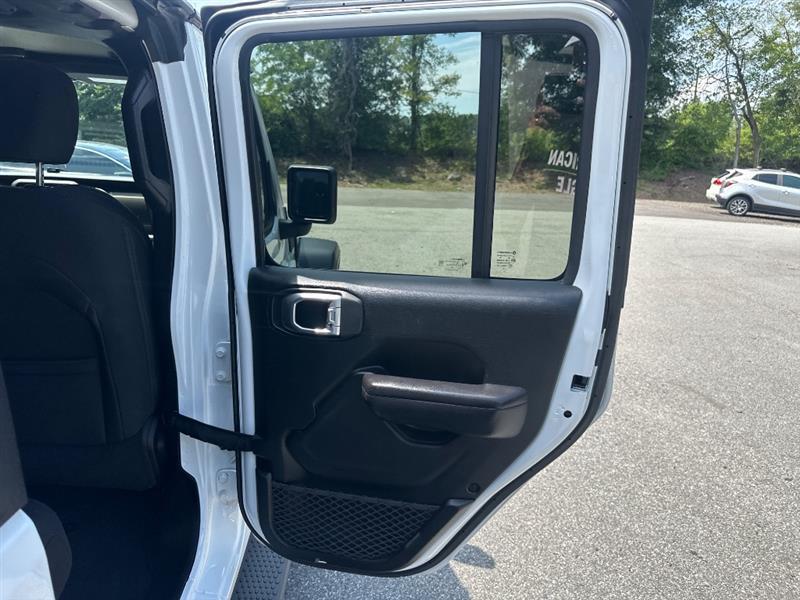 Jeep Wrangler Unlimited Sport 2018