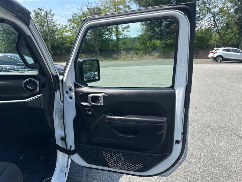 Jeep Wrangler Unlimited Sport 2018