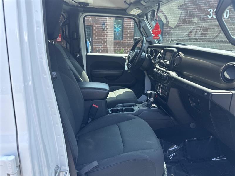 Jeep Wrangler Unlimited Sport 2018