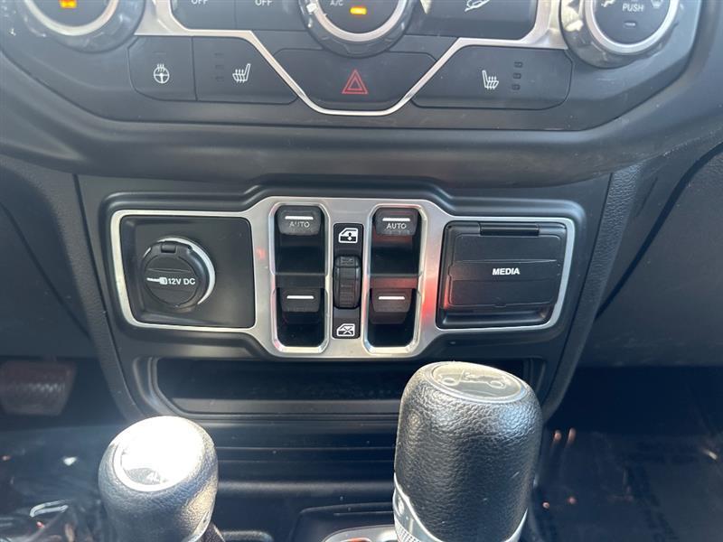 Jeep Wrangler Unlimited Sport 2018