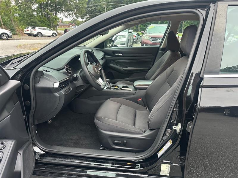 Nissan Altima  2020
