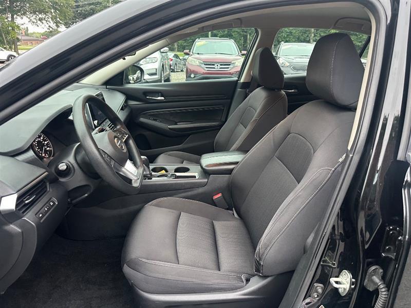 Nissan Altima  2020