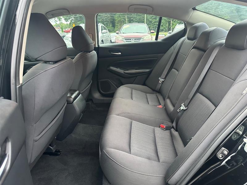 Nissan Altima  2020