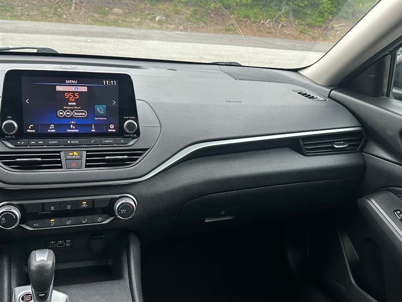 Nissan Altima  2020