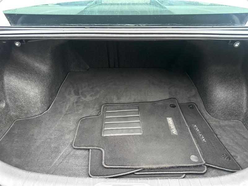 Nissan Altima  2020