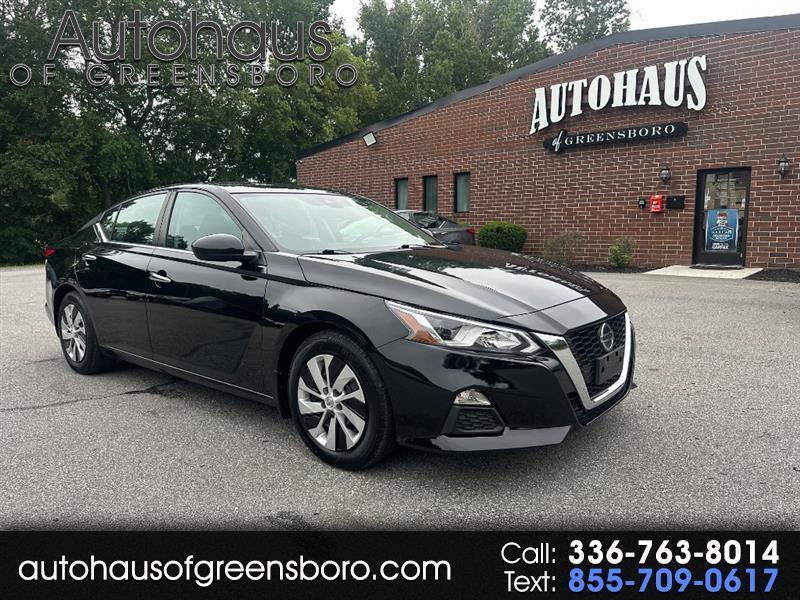 Nissan Altima  2020