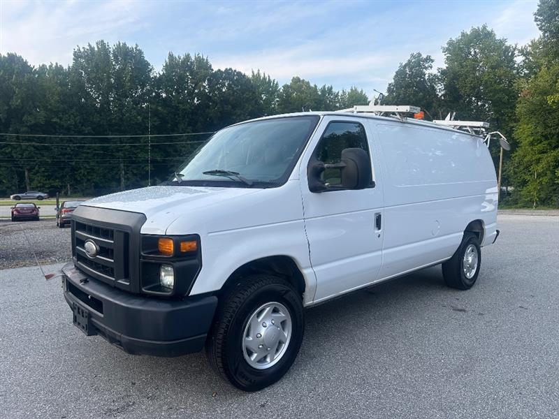 Ford Econoline E-250 2014