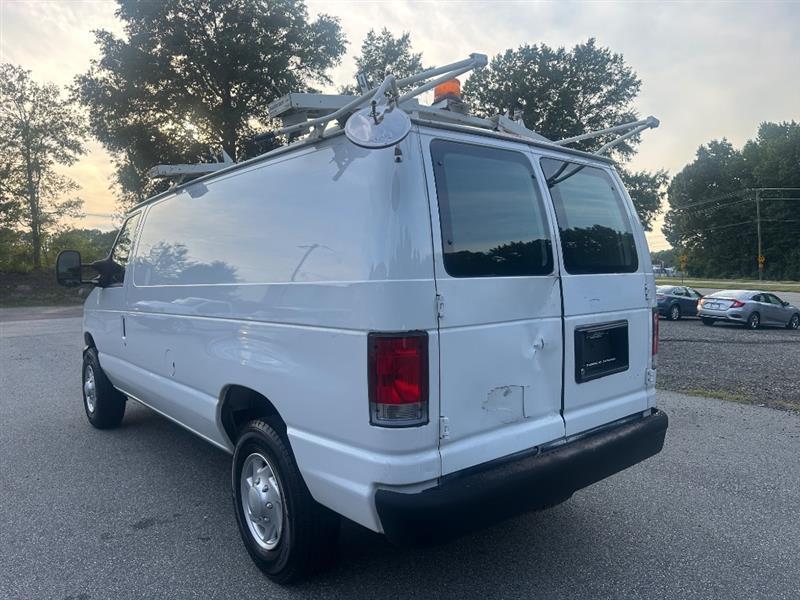 Ford Econoline E-250 2014