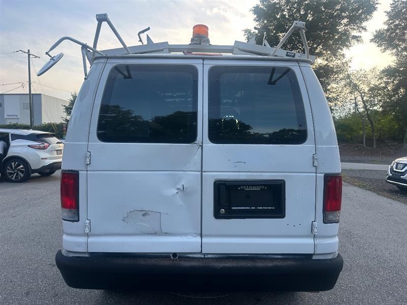 Ford Econoline E-250 2014