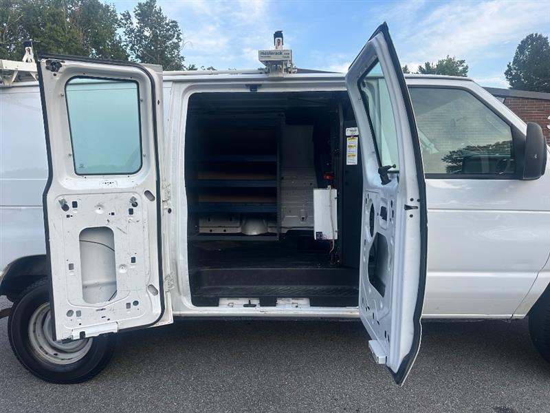 Ford Econoline E-250 2014