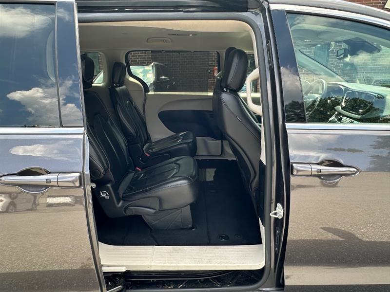Chrysler Pacifica Touring-L 2022