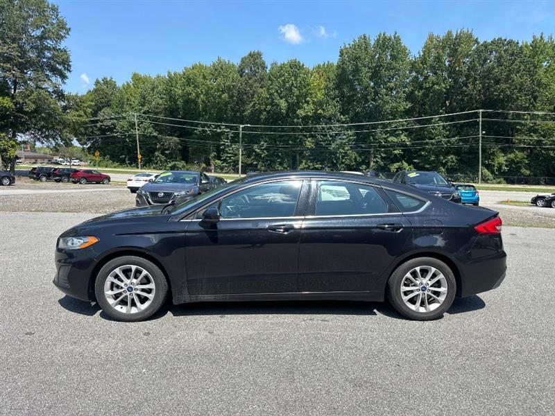 Ford Fusion SE 2020