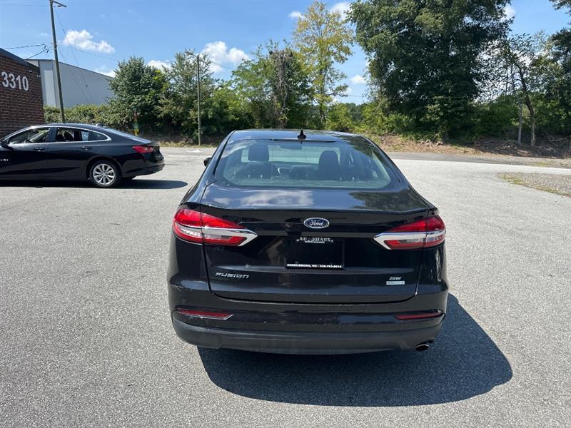 Ford Fusion SE 2020