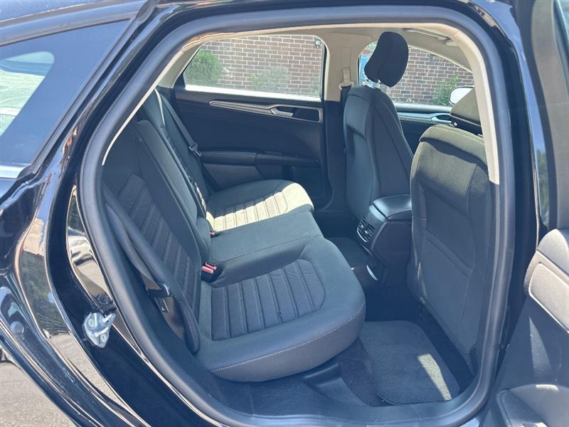 Ford Fusion SE 2020