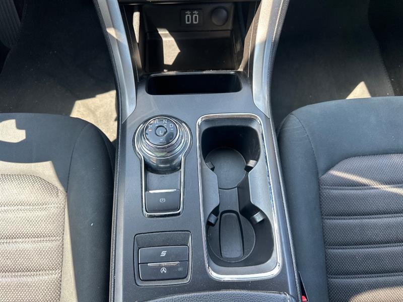 Ford Fusion SE 2020
