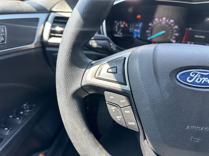 Ford Fusion SE 2020