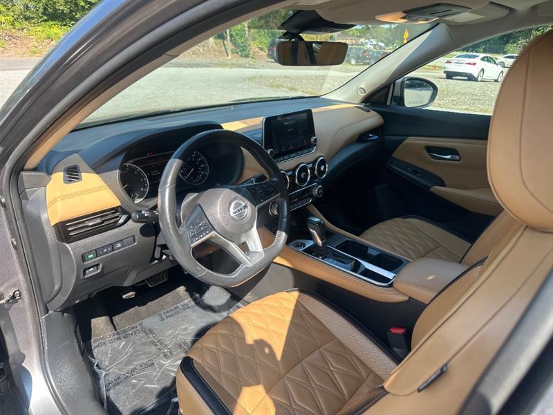 Nissan Sentra SV 2022