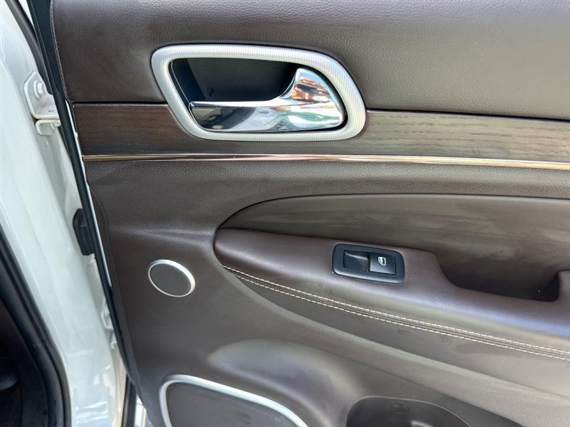 Jeep Grand Cherokee Summit 2WD 2019