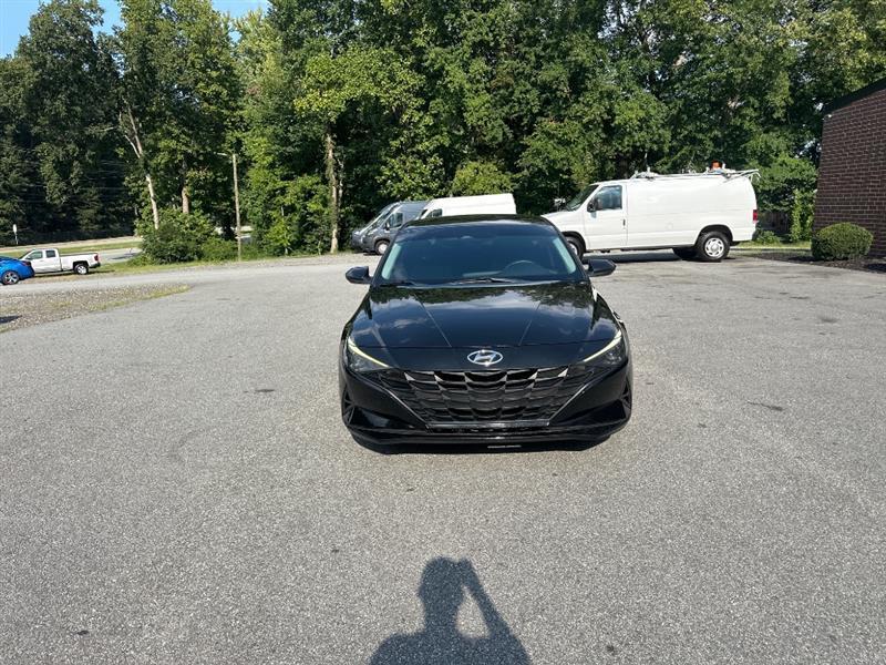 Hyundai Elantra SEL 2021