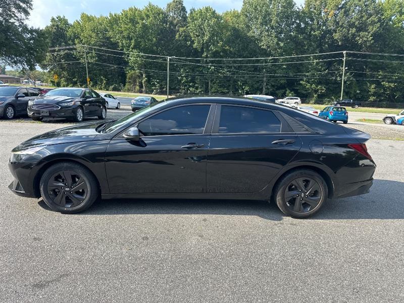 Hyundai Elantra SEL 2021