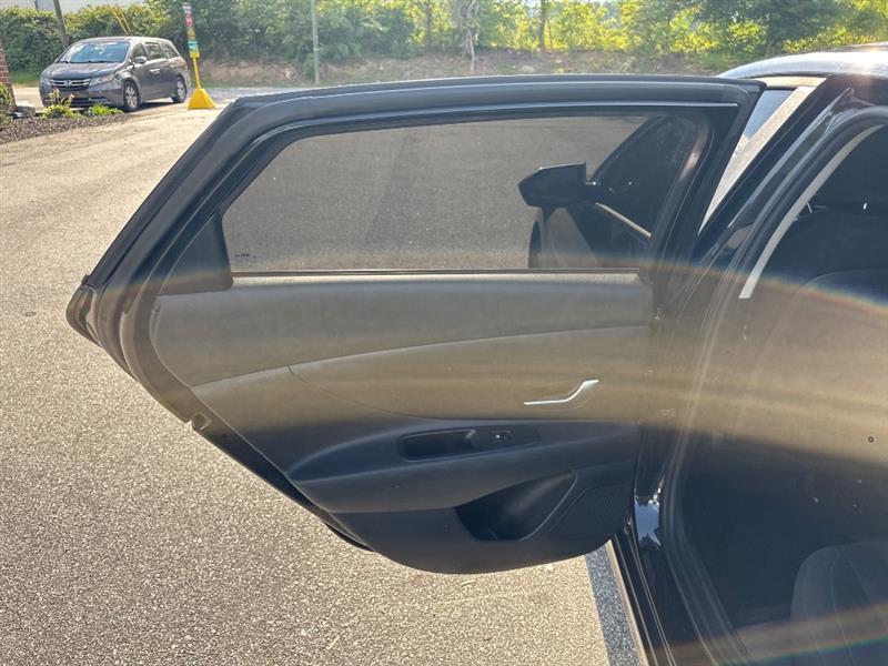 Hyundai Elantra SEL 2021