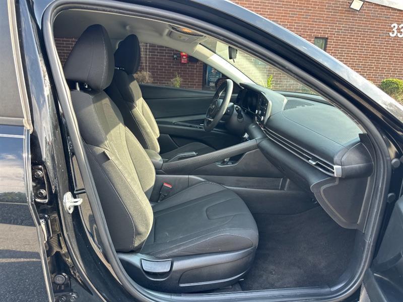 Hyundai Elantra SEL 2021