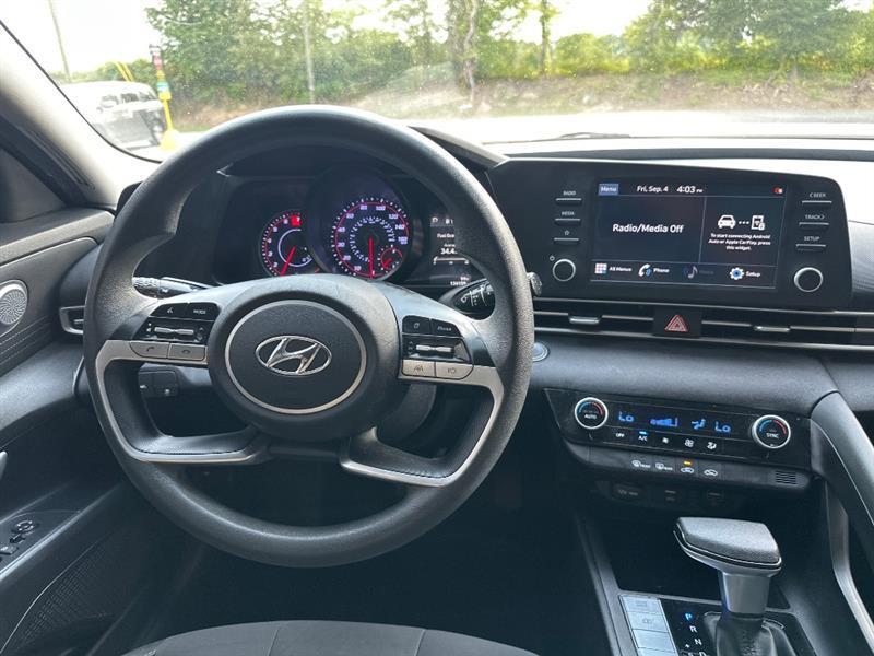 Hyundai Elantra SEL 2021