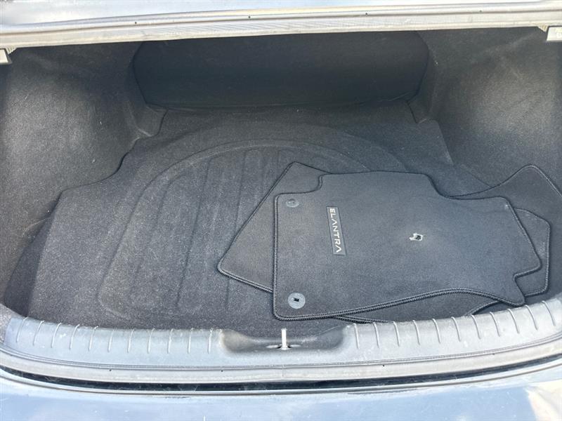 Hyundai Elantra SEL 2021